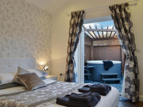 Гостиница Oswald Lodge  Llanon